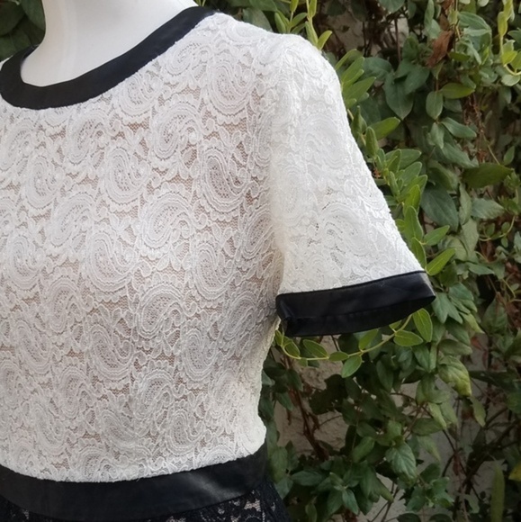 W118 by Walter Baker - Picture 4 of 6